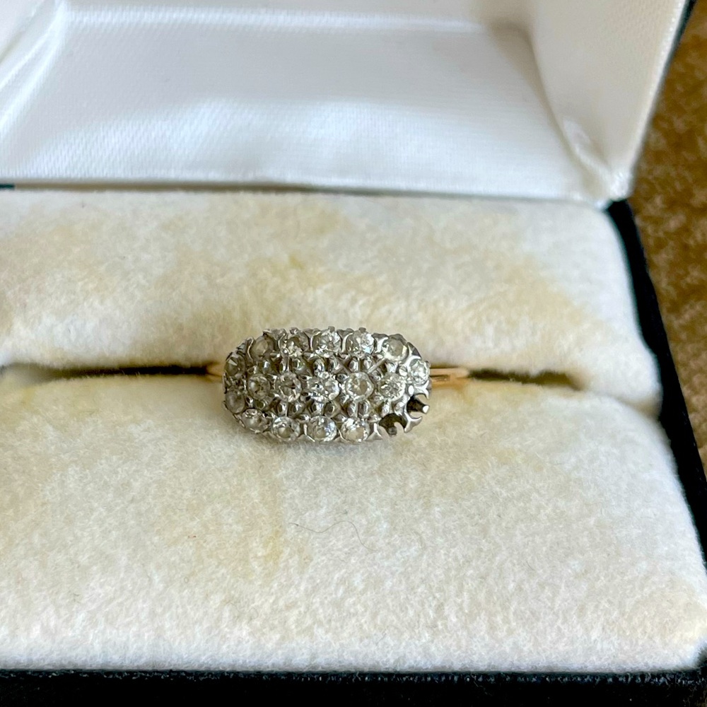 Diamond and Gold womens ring